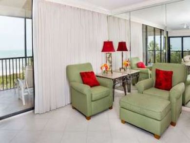 Sanibel Vacation Home Sleeps Six Guests